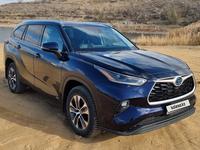 Toyota Highlander 2021 года за 22 900 000 тг. в Караганда