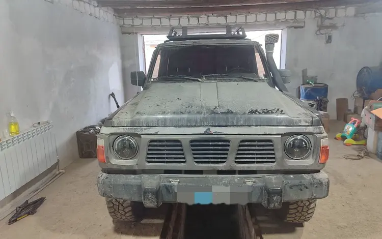 Nissan Patrol 1993 годаfor2 500 000 тг. в Жанаозен