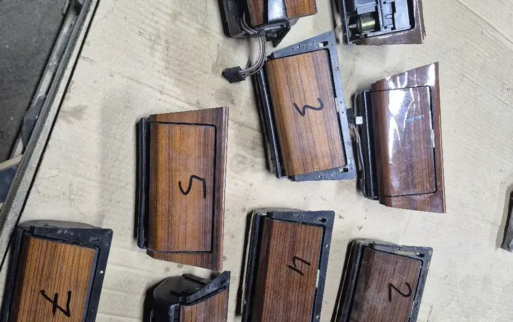 Пепельница Mercedes w124 за 3 999 тг. в Алматы