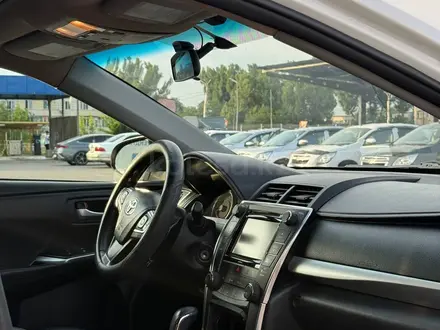 Toyota Camry 2016 года за 7 500 000 тг. в Алматы – фото 14
