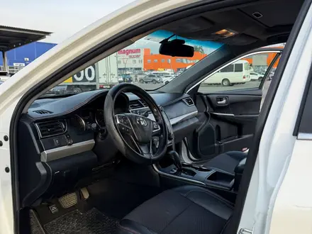 Toyota Camry 2016 года за 7 500 000 тг. в Алматы – фото 21