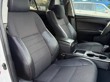 Toyota Camry 2016 года за 7 500 000 тг. в Алматы – фото 27