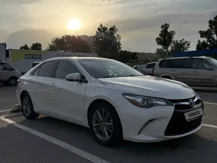 Toyota Camry 2016 года за 7 500 000 тг. в Алматы – фото 4