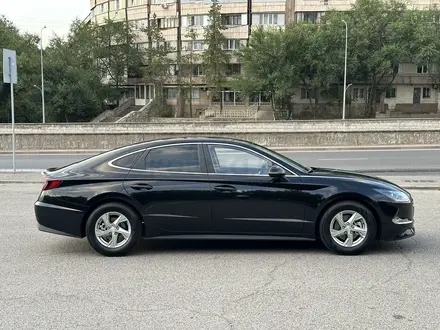 Hyundai Sonata 2021 года за 10 300 000 тг. в Актау – фото 3