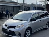 Toyota Sienna 2020 года за 10 700 000 тг. в Алматы – фото 3