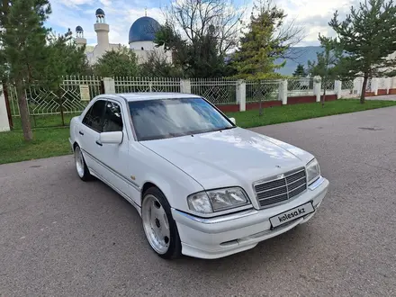 Mercedes-Benz C 240 1998 года за 4 300 000 тг. в Алматы