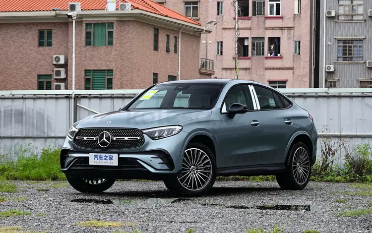 Mercedes-Benz GLC Coupe 300 4MATIC 2025 года за 32 800 000 тг. в Алматы