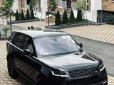 Land Rover Range Rover 2023 годаүшін99 624 950 тг. в Алматы – фото 3