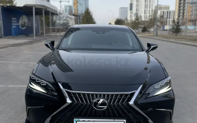 Lexus ES 250 2022 года за 34 500 000 тг. в Астана