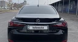 Lexus ES 250 2022 года за 28 700 000 тг. в Астана – фото 4