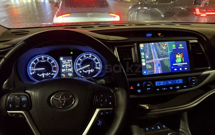 Toyota Highlander 2018 года за 15 500 000 тг. в Астана