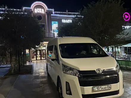 Toyota Hiace, Hilux в Атырау