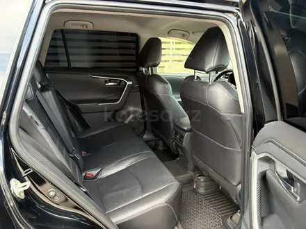 Toyota RAV4 Luxe 2020 года за 12 900 000 тг. в Астана – фото 7