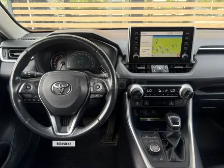 Toyota RAV4 Luxe 2020 года за 12 900 000 тг. в Астана – фото 9