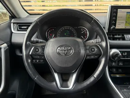 Toyota RAV4 Luxe 2020 года за 12 900 000 тг. в Астана – фото 13