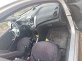Hyundai Accent 2014 годаүшін2 800 000 тг. в Сарань – фото 4