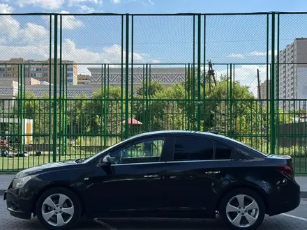 Chevrolet Cruze 2012 года за 2 900 000 тг. в Астана – фото 5