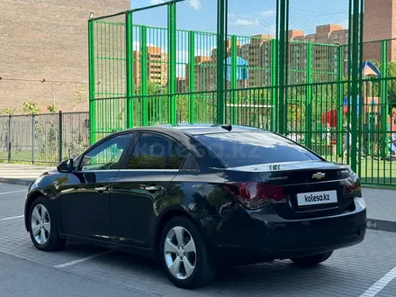Chevrolet Cruze 2012 года за 2 900 000 тг. в Астана – фото 9