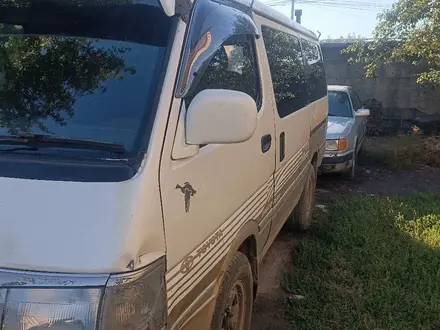 Toyota Hiace 1995 года за 2 200 000 тг. в Отеген-Батыр – фото 2