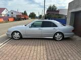 Mercedes-Benz E 55 AMG 2000 года за 4 500 000 тг. в Уральск – фото 4