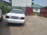 Toyota Vista 1997 годаfor950 000 тг. в Алматы – фото 4