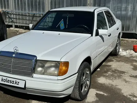 Mercedes-Benz E 230 1991 года за 2 000 000 тг. в Шымкент – фото 14