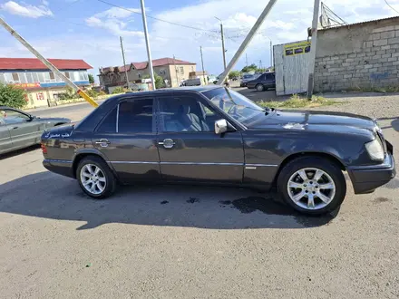 Mercedes-Benz E 230 1991 года за 1 500 000 тг. в Тараз