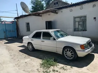 Mercedes-Benz E-Class, 1992