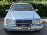 Mercedes-Benz C 200 1995 года за 3 000 000 тг. в Алматы