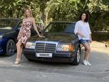 Mercedes-Benz E 230 1991 года за 2 400 000 тг. в Шымкент