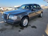 Mercedes-Benz E 230 1991 года за 2 400 000 тг. в Актау