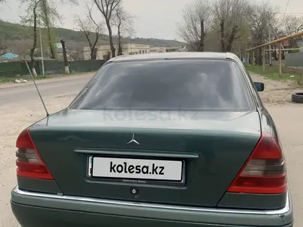 Mercedes-Benz C 180 1994 года за 2 050 000 тг. в Алматы – фото 4