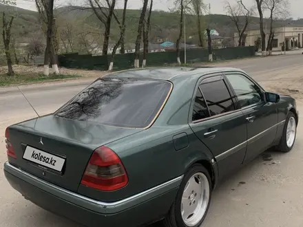 Mercedes-Benz C 180 1994 года за 2 050 000 тг. в Алматы – фото 3