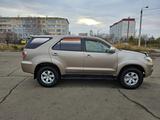 Toyota Fortuner 2006 годаүшін7 800 000 тг. в Петропавловск – фото 2
