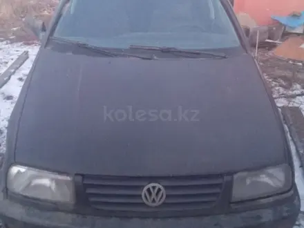 Volkswagen Vento 1993 года за 650 000 тг. в Астана