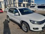 Volkswagen Tiguan 2015 годаfor7 700 000 тг. в Уральск – фото 2