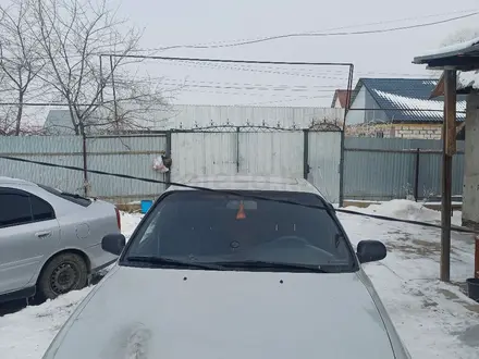Toyota Corolla 1996 года за 1 050 000 тг. в Алматы – фото 4