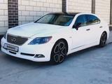 Lexus LS 460 2007 года за 8 700 000 тг. в Шымкент