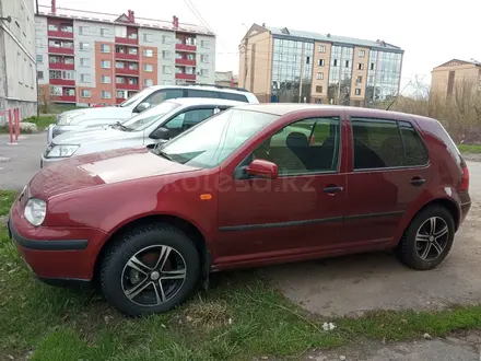 Volkswagen Golf 2000 года за 2 500 000 тг. в Петропавловск