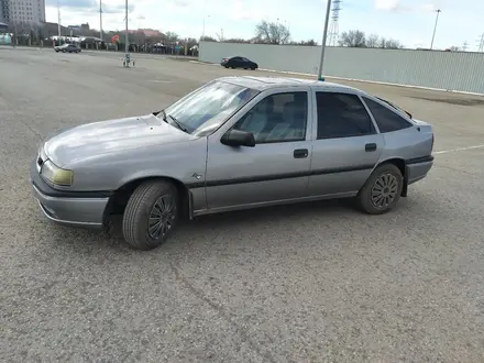 Opel Vectra 1995 года за 1 300 000 тг. в Актобе – фото 2