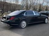 С водителем Mercedes-Maybash S-Klass в Астана – фото 4