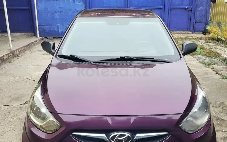 Hyundai Accent 2013 года за 4 000 000 тг. в Семей