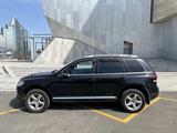 Volkswagen Touareg 2007 года за 5 000 000 тг. в Алматы – фото 2