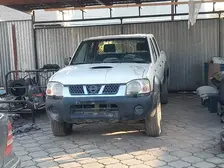 Nissan NP300, 2010