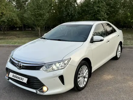 Toyota Camry 2015 года за 14 800 000 тг. в Астана