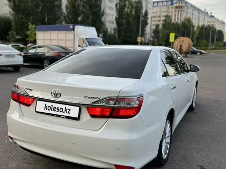 Toyota Camry 2015 года за 14 800 000 тг. в Астана – фото 7