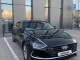 Hyundai Sonata 2023 года за 14 100 000 тг. в Астана – фото 2
