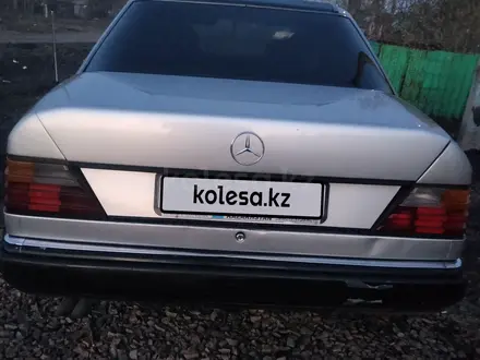 Mercedes-Benz E 200 1992 года за 900 000 тг. в Тобыл – фото 9