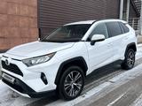 Toyota RAV4 2020 года за 13 000 000 тг. в Астана – фото 4