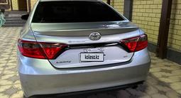 Toyota Camry 2015 года за 7 500 000 тг. в Тараз – фото 2